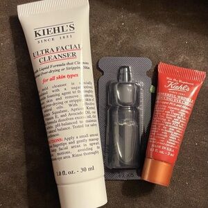 🌹3/$15🌹MINI Kiehl's Skincare Set - Cleanser, Serum, and Eye Cream